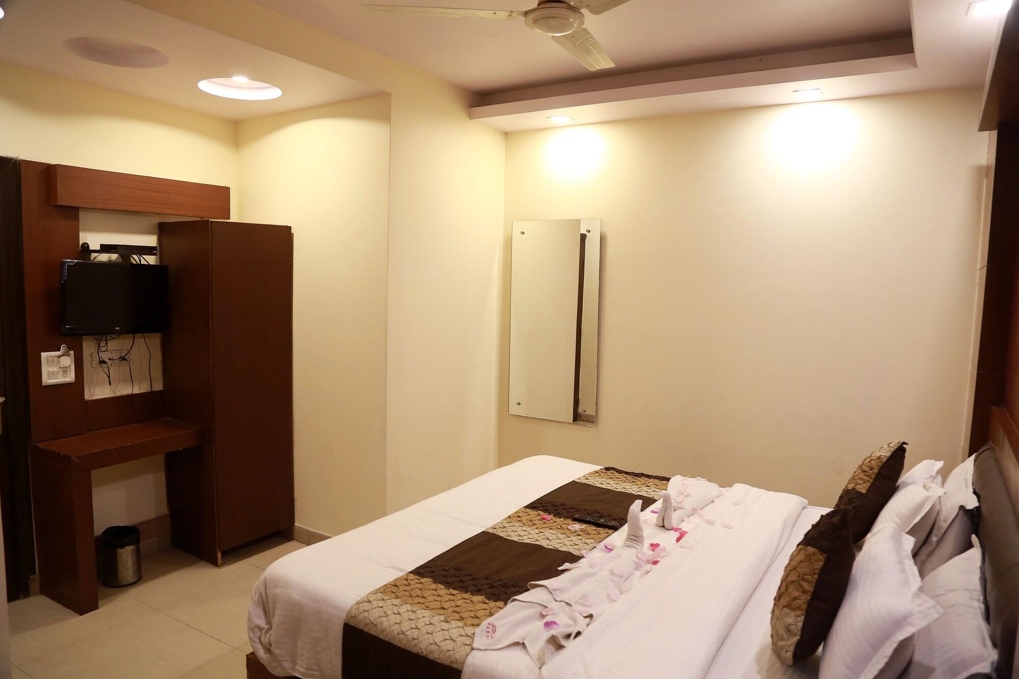 Hotel Shivam International - A Well Hygiene Property All Staff Vaccinated " New Delhi Bagian luar foto